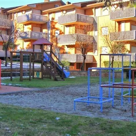 Apartmán Peschiera - Two Bedroom With Balcony Peschiera del Garda